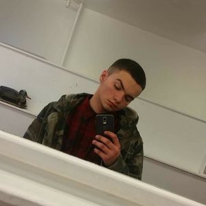 Meet your Posher, Raymond